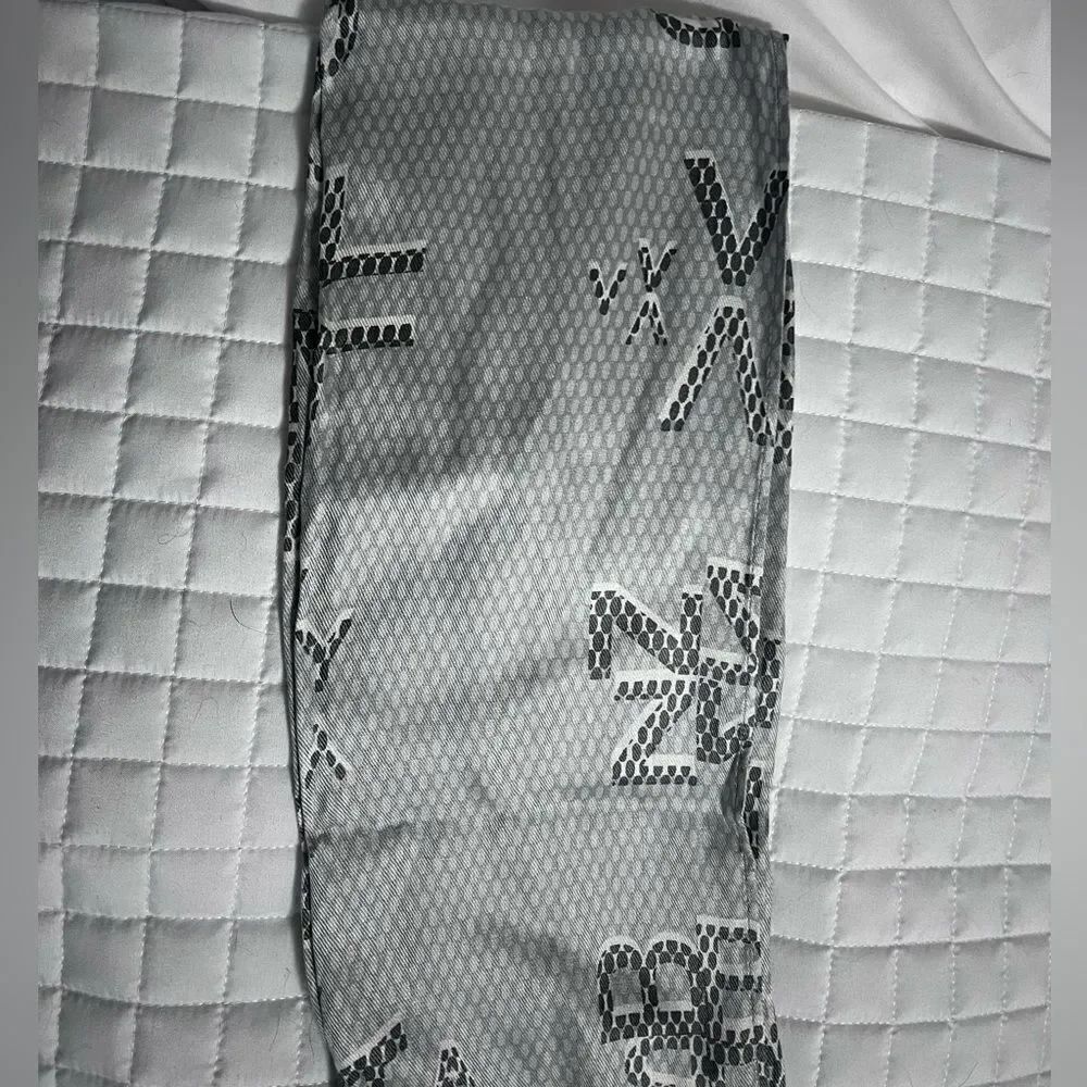 India Hicks Graphicks Scarf - NWT - Picture 6 of 6